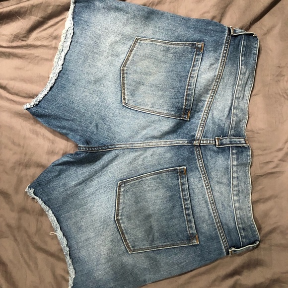 J. Crew Jean shorts - Picture 6 of 7